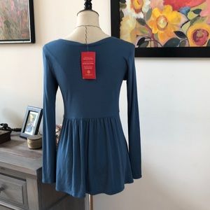 BEING DELETED Evereve Top